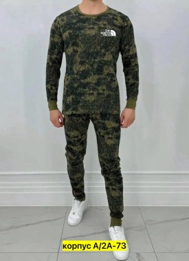 Костюм
