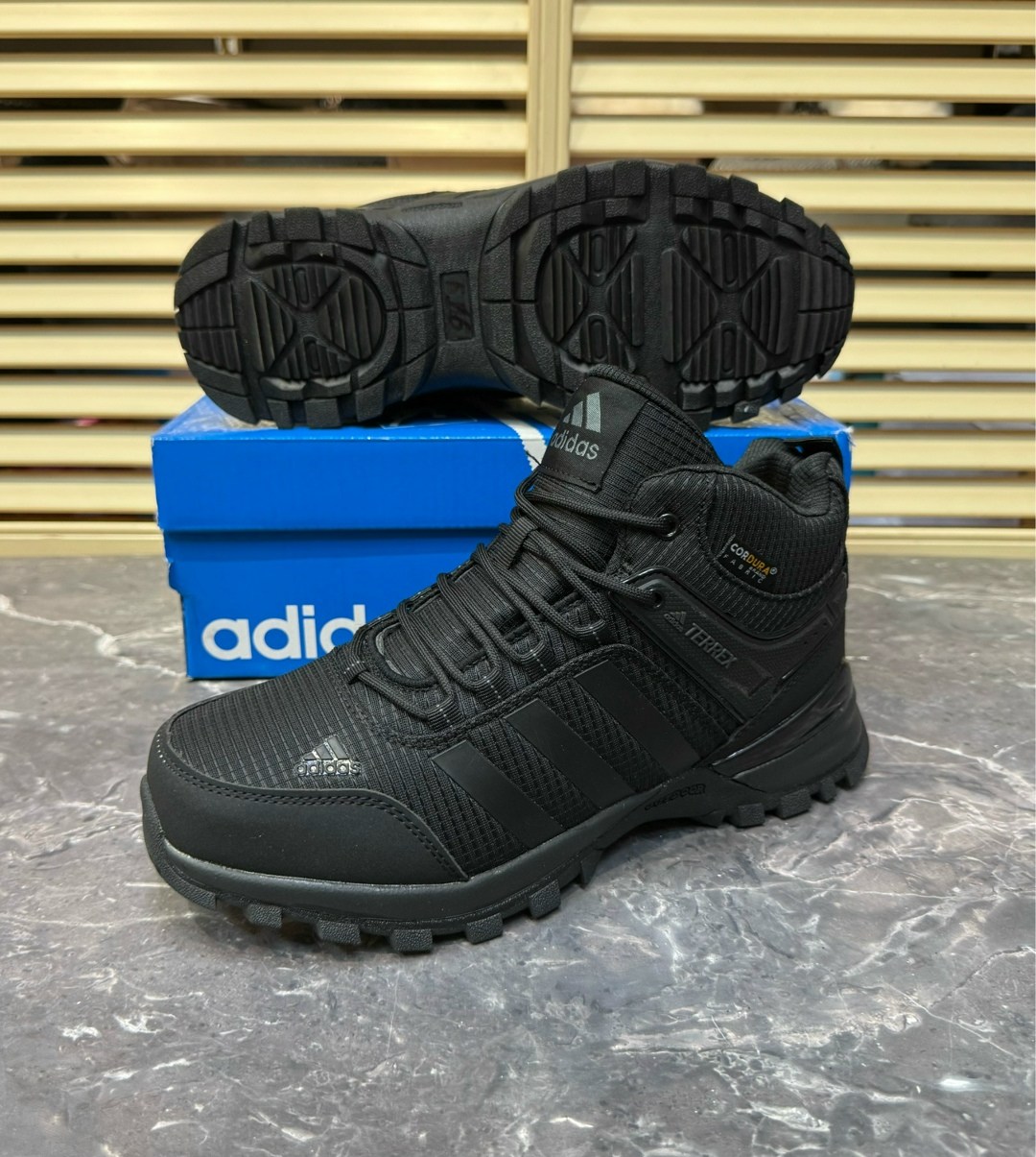 зимние кроссовки adidas climaproof с мехом черные мужские ботинки адидас,зимние кроссовки adidas climaproof с мехом черные мужские ботинки,зимние кроссовки adidas,кроссовки мужские зимние adidas,кросс