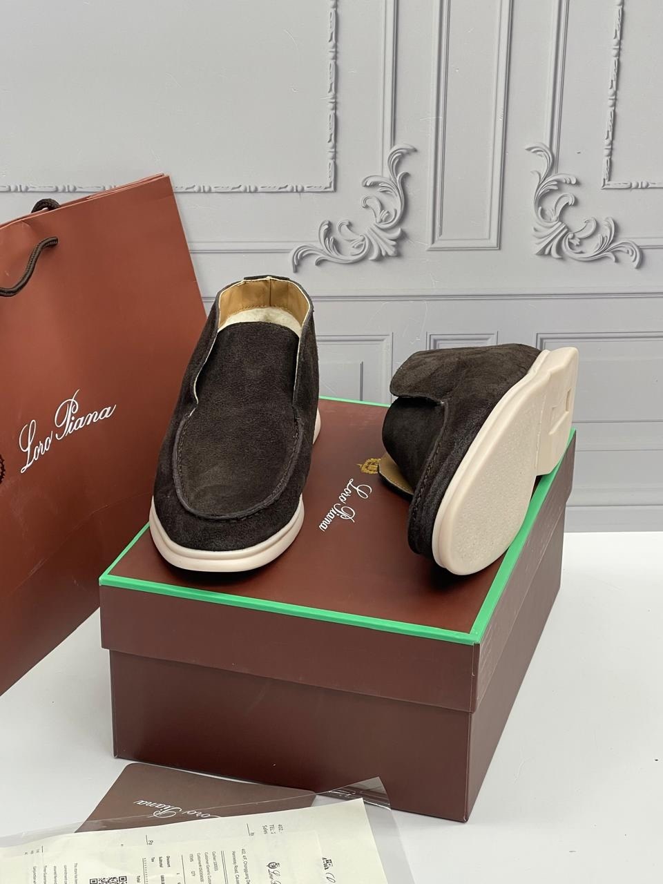 ,лоферы loro piana,замшевые лоферы loro piana,ботинки замшевые loro piana,замшевые лоферы