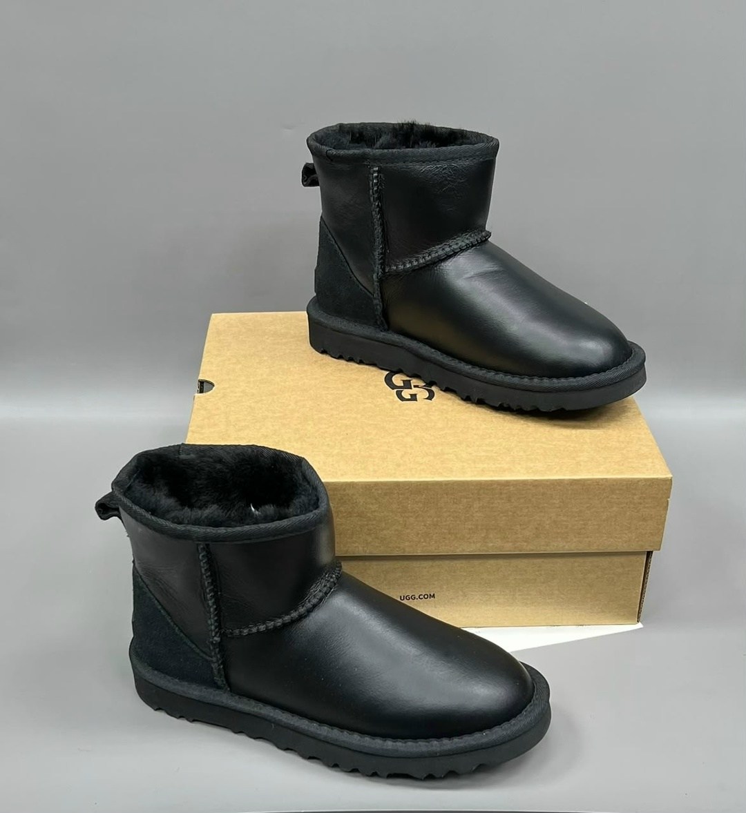 мужские угги ugg classic mini зимние черные,мужские угги ugg classic с мехом черные большие размеры,,угги мужские,женские угги ugg classic mini ii черные с натуральной кожей