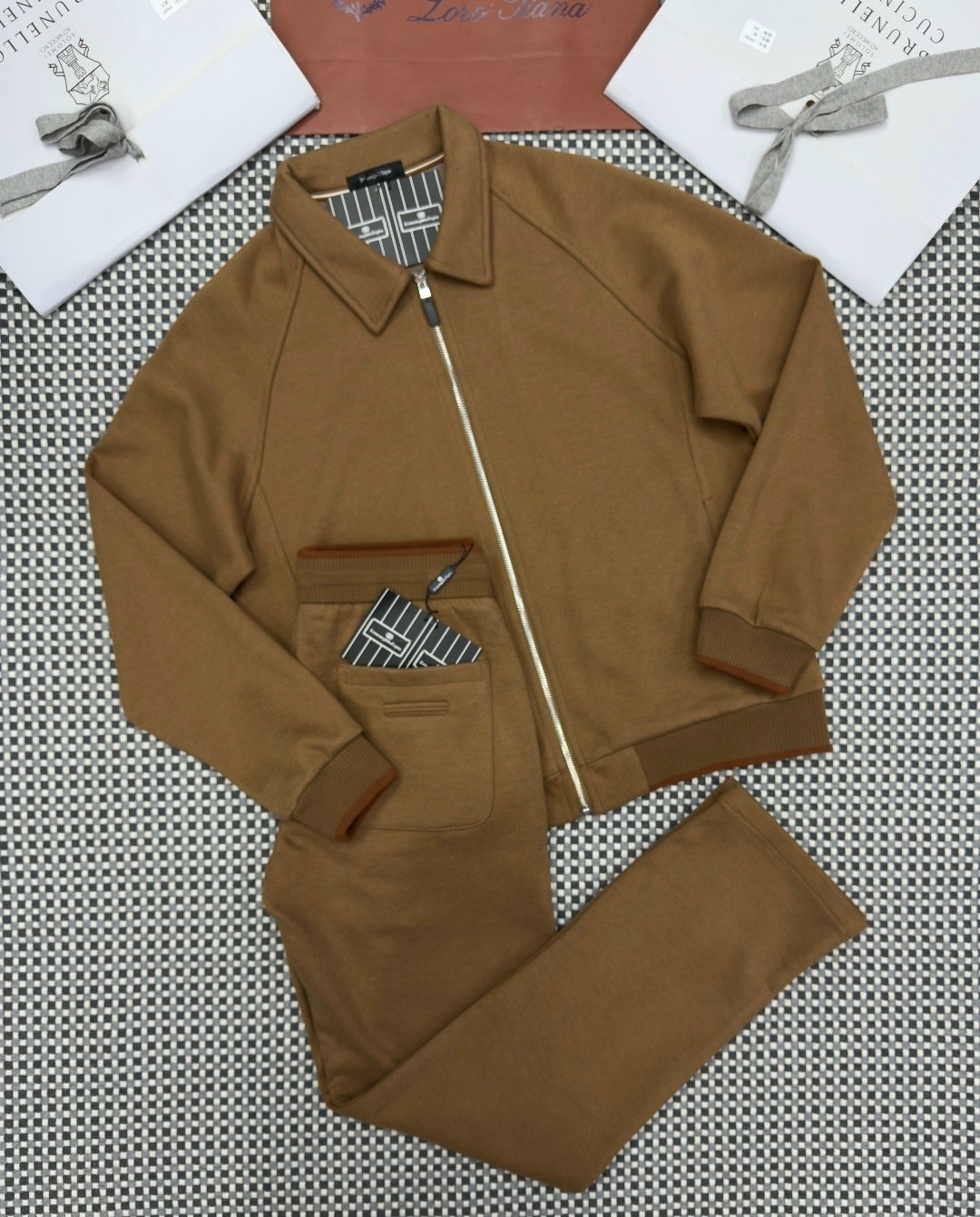 спортивный костюм brunello cucinelli,костюм brunello cucinelli,спортивный костюм loro piana,спортивный костюм stefano ricci,костюм спортивный