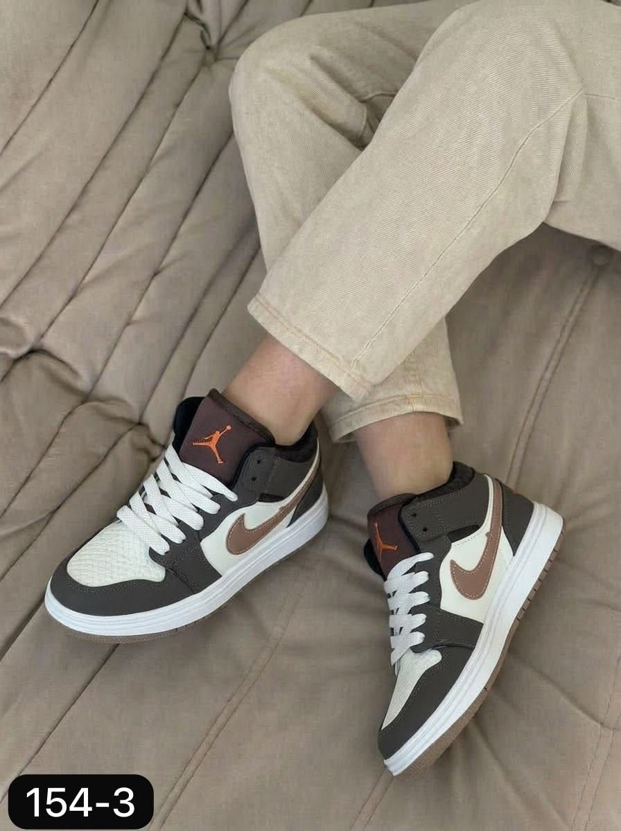 кроссовки,кроссовки женские nike air jordan 1,кроссовки nike air jordan 1,кроссовки nike air jordan 1 retro high,кроссовки стильные
