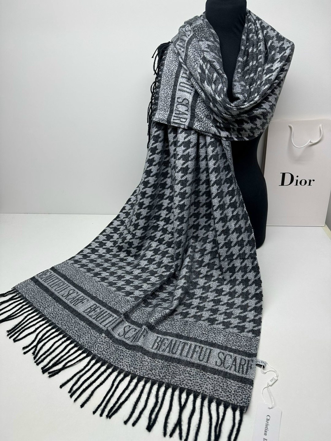 палантины dior,палантин женский теплый,палантин женские,палантин теплый,шарф dior