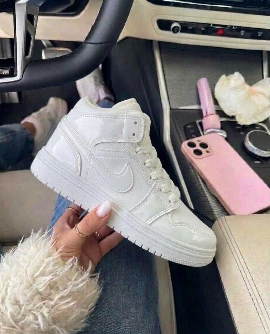 кроссовки женские nike air jordan 1,женские кроссовки nike,nike air jordan 1 mid,кроссовки,nike air jordan 1
