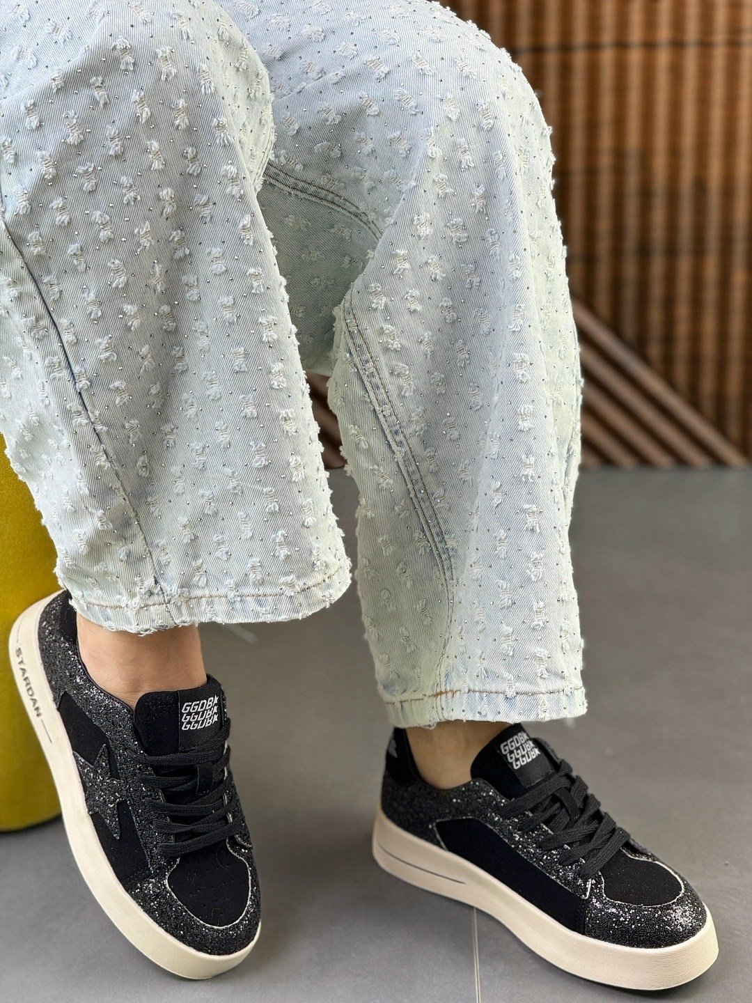 ,кроссовки golden goose с пайетками на платформе,кеды голден гус,кеды женски,женские кеды golden goose