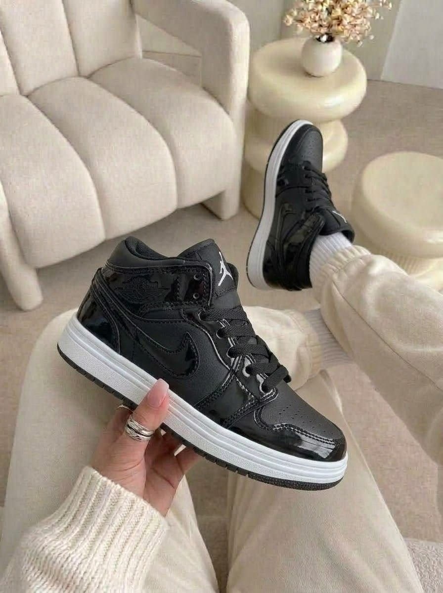 кроссовки,nike air jordan 1 mid se,nike air jordan 1 low,nike air jordan 1 retro high og,кроссовки nike air jordan 1 low