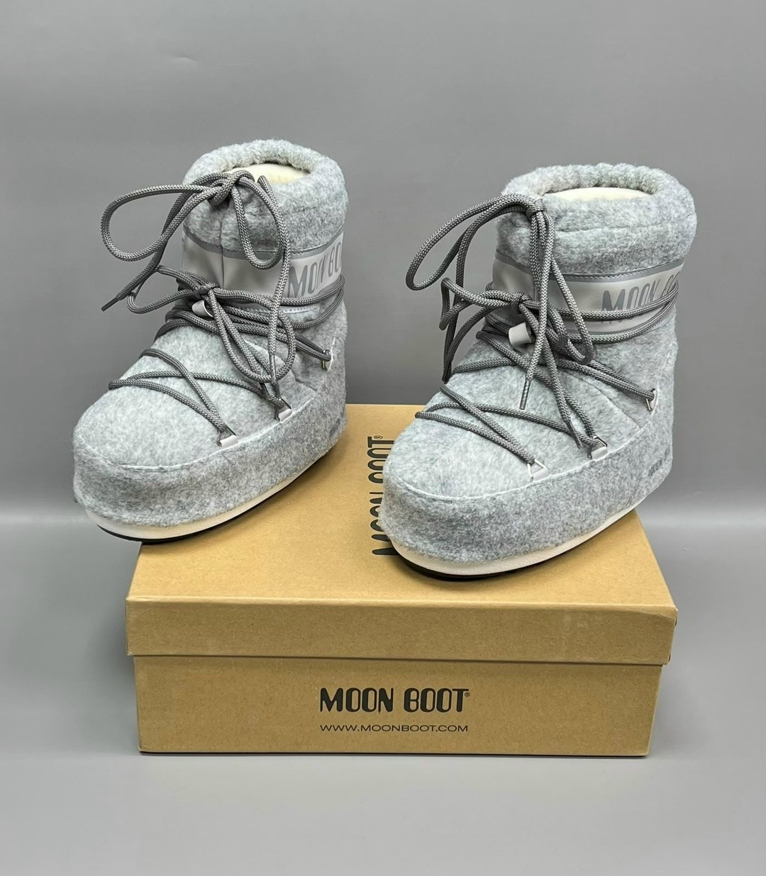 зимние ботинки moon boot icon с блестками серый,зимние ботинки moon boot серебряный,зимние ботинки moon boot,moon boot ботинки icon low glitter серебристый,зимние ботинки moon boot mb icon low glitter