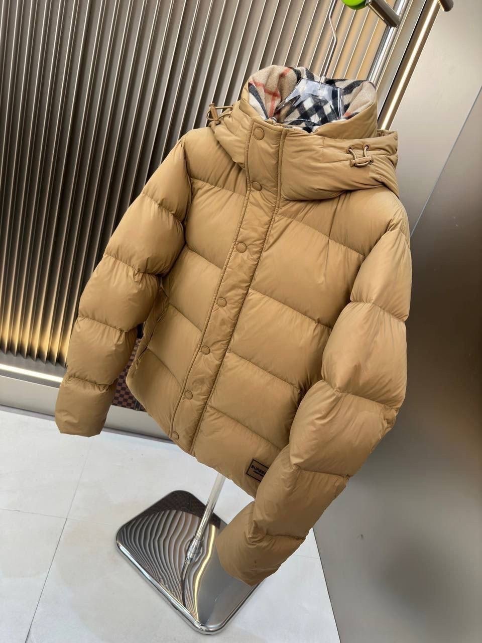 пуховик burberry мужской,burberry пуховик,пуховик со съемными рукавами burberry,пуховик burberry женский,burberry куртка