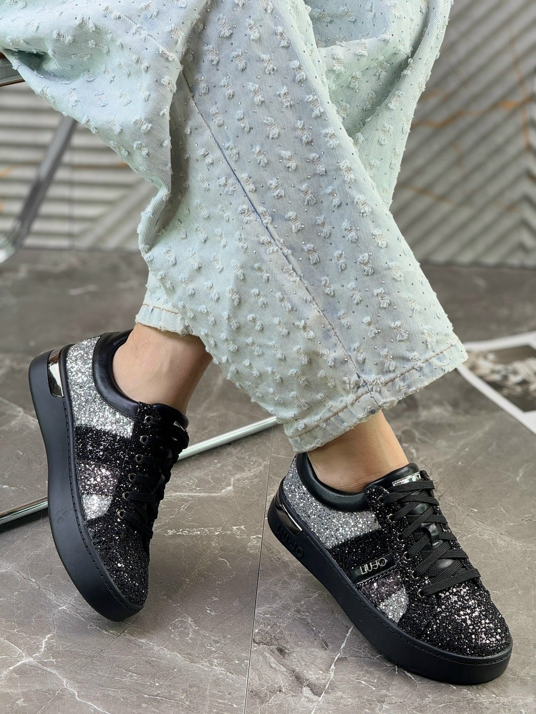 ,кроссовки alexander mcqueen,кроссовки женские alexander mcqueen,кроссовки женскиe,блестящие кроссовки