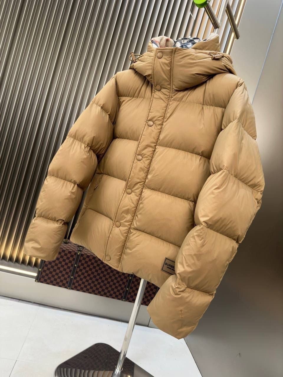 пуховик burberry мужской,burberry пуховик,пуховик со съемными рукавами burberry,пуховик burberry женский,burberry куртка