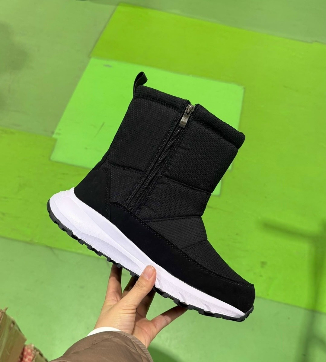 дутики adidas,дутики высокие сапоги на меху женские adidas,дутики зимние на меху adidas terrex,дутики с мехом внутри зимние adidas,дутики adidas зимние женские