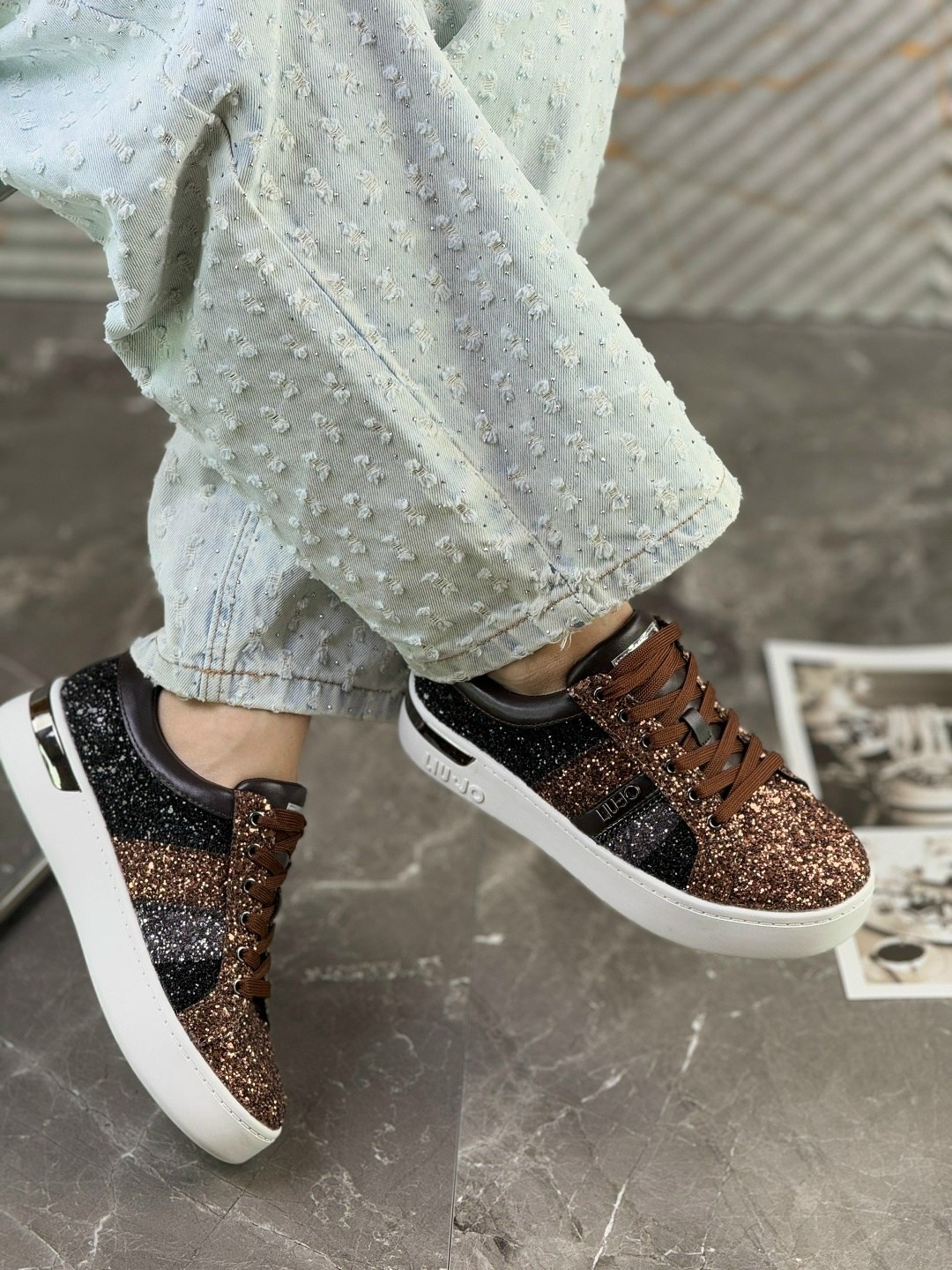 ,кроссовки alexander mcqueen,кроссовки женские alexander mcqueen,кроссовки женскиe,блестящие кроссовки