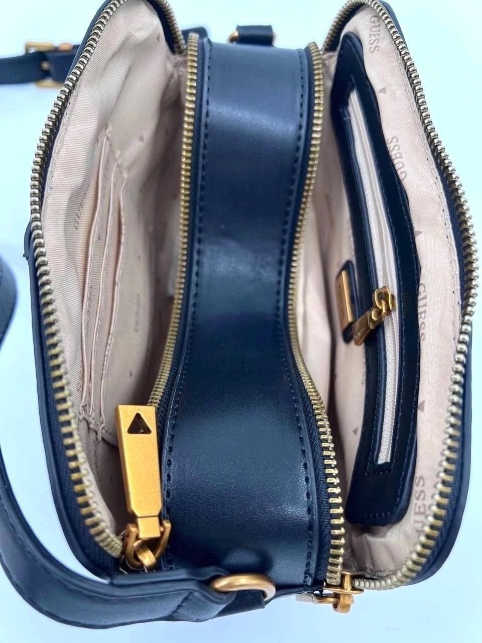 cумка guess,сумка женская guess,guess сумка на плечо,сумка,брендовые сумочки