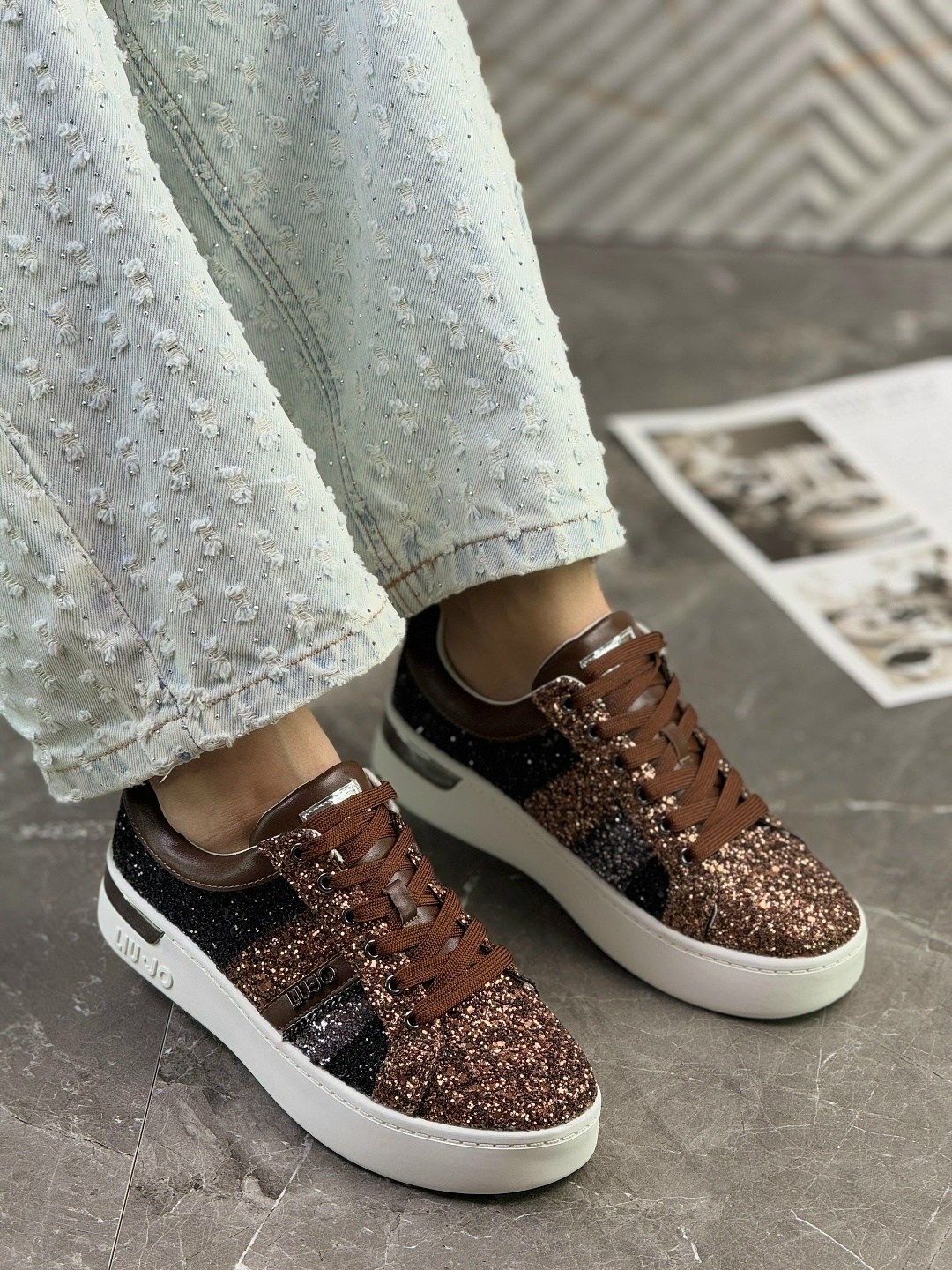 ,кроссовки alexander mcqueen,кроссовки женские alexander mcqueen,кроссовки женскиe,блестящие кроссовки