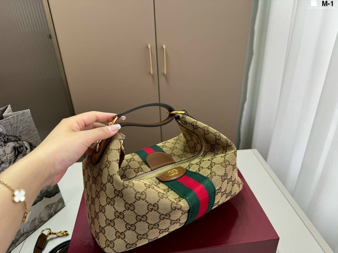gucci сумка,сумка через плечо gucci,gucci сумка на плечо,сумка гуччи оригинал,женская сумка gucci