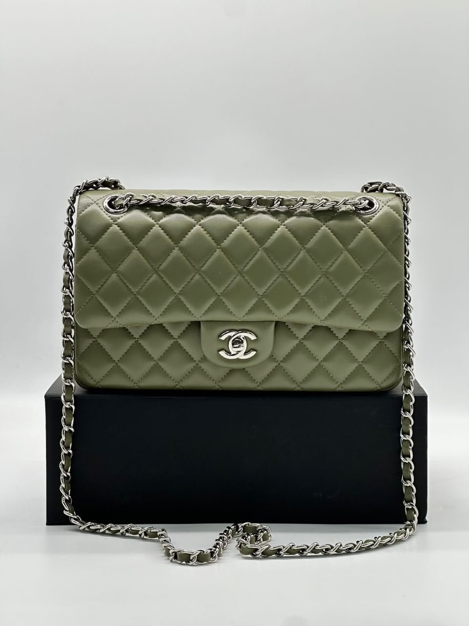сумка chanel,сумка шанель,сумка шанель chanel 2.55 flap бежевая с фурнитурой серебро,сумка шанель бежевая,женская сумка chanel