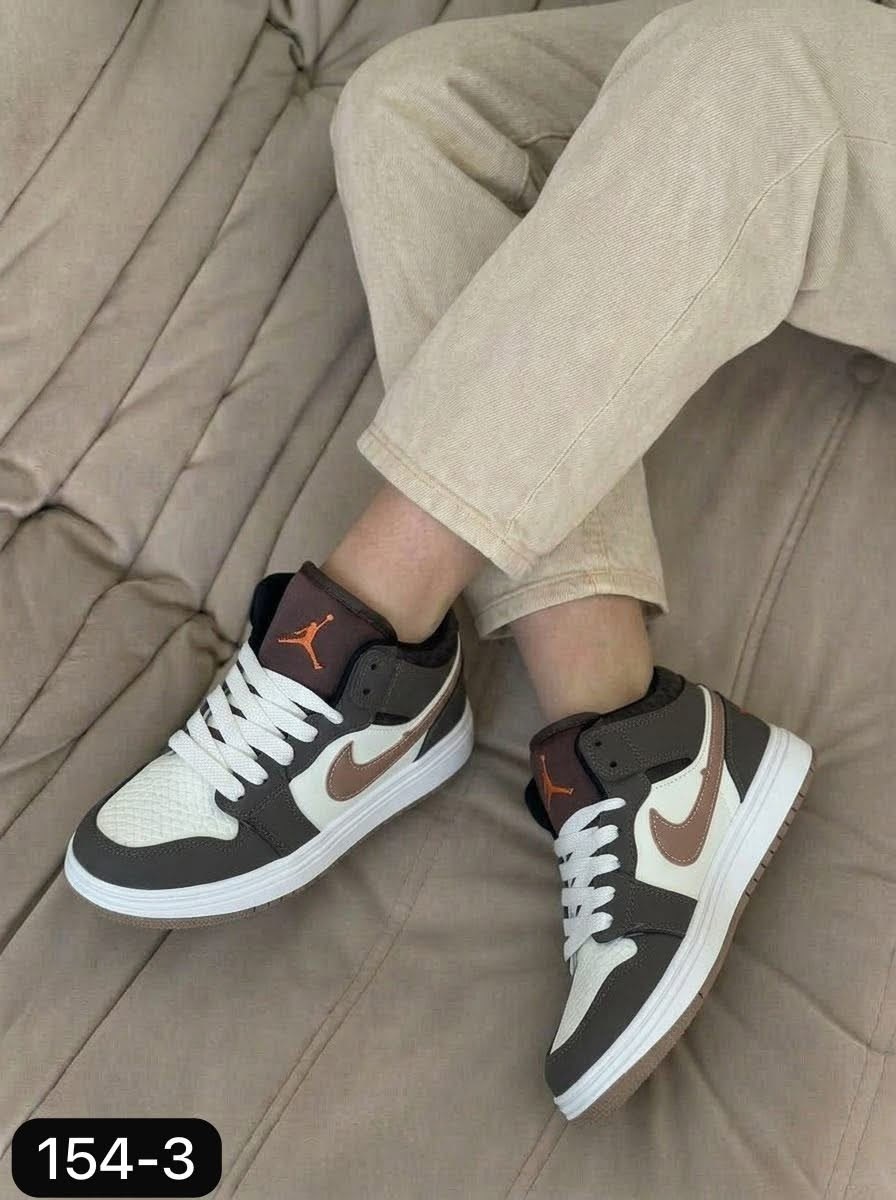 кроссовки,кроссовки женскиe,женские кроссовки nike, женская,кроссовок