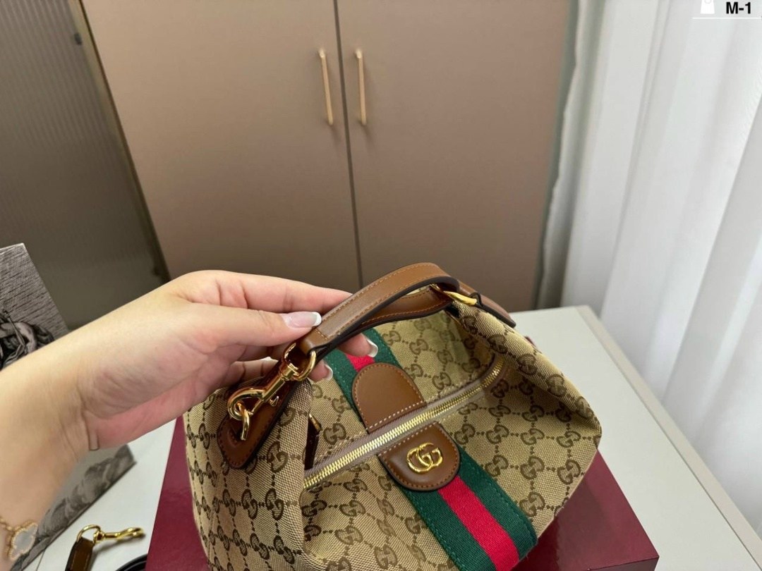 gucci сумка,сумка через плечо gucci,gucci сумка на плечо,сумка гуччи оригинал,женская сумка gucci