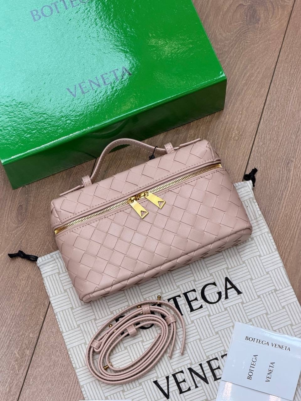 bottega veneta сумка,сумка женская bottega veneta,сумка,модная сумка,косметичка bottega veneta