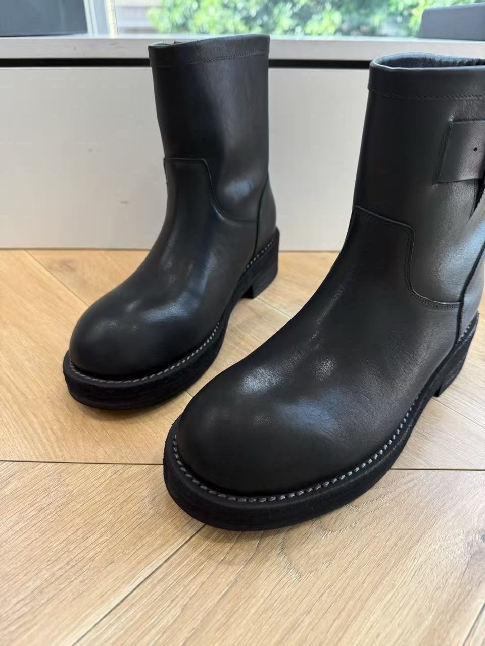 ,ботинки женские,кожаные сапоги miu miu,женские сапоги,модные сапоги