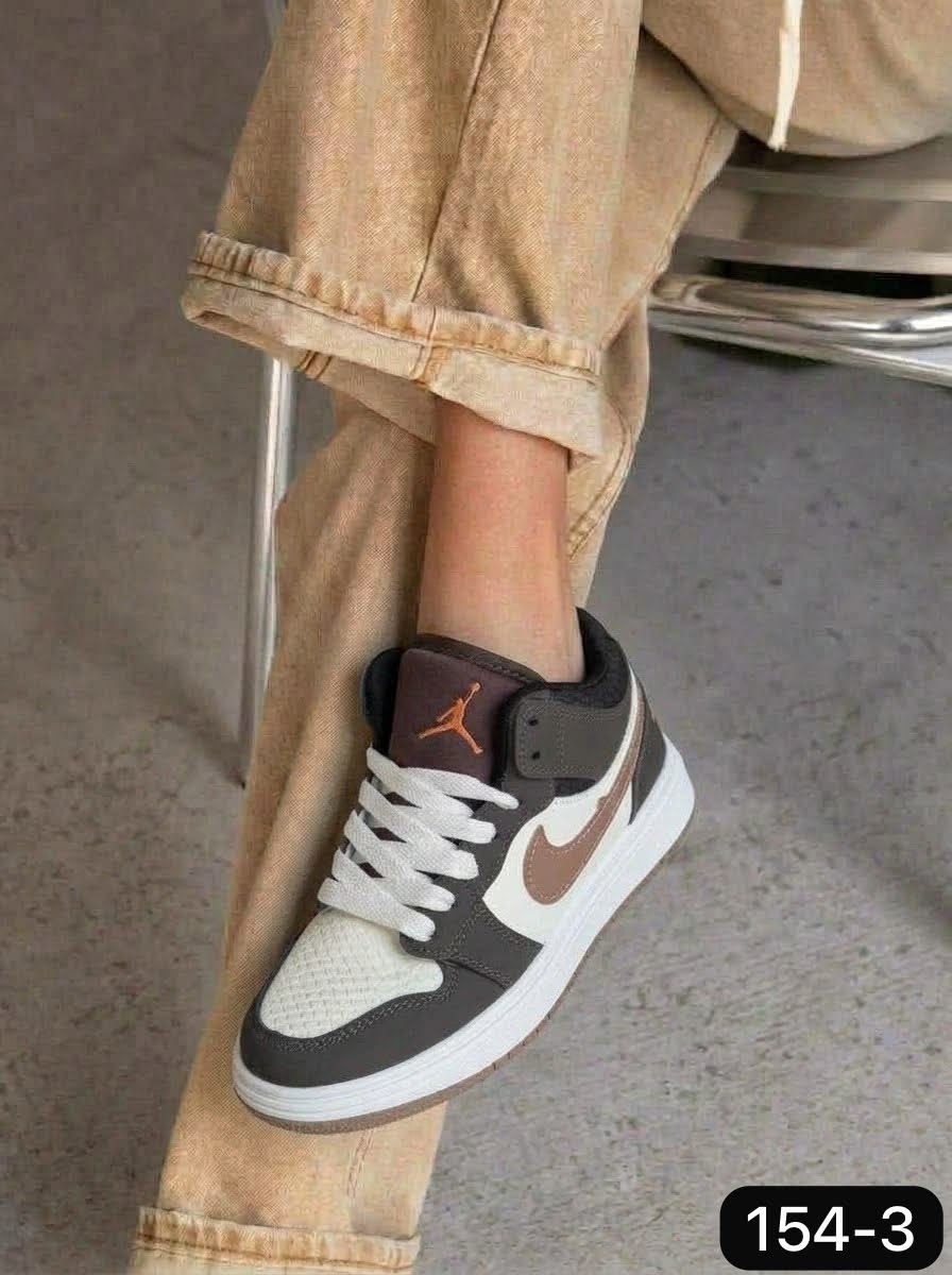 кроссовки,кроссовки женскиe,женские кроссовки nike, женская,кроссовок