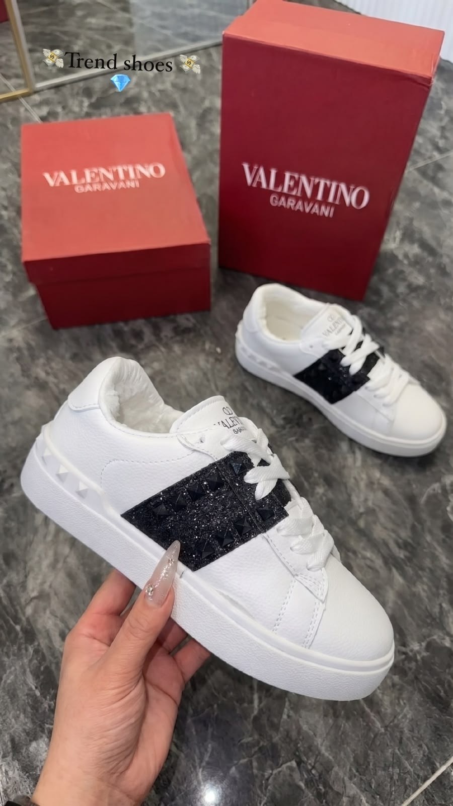 ,женские кроссовки valentino,кеды валентино женские,valentino кеды,кеды валентино