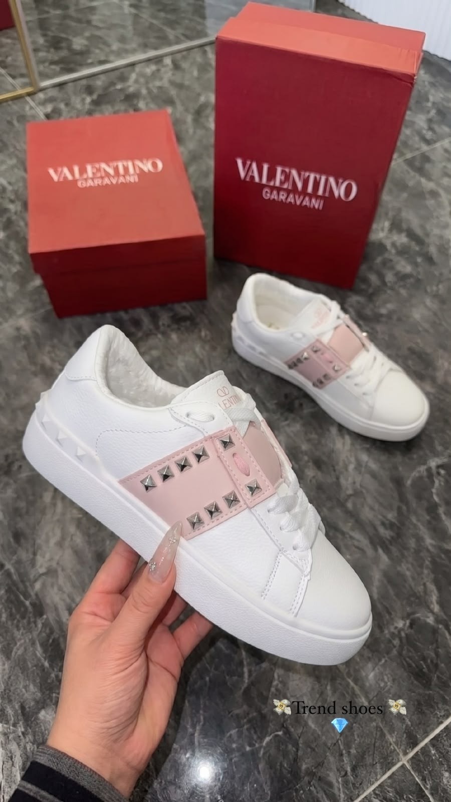 ,женские кроссовки valentino,кеды валентино женские,valentino кеды,кеды валентино