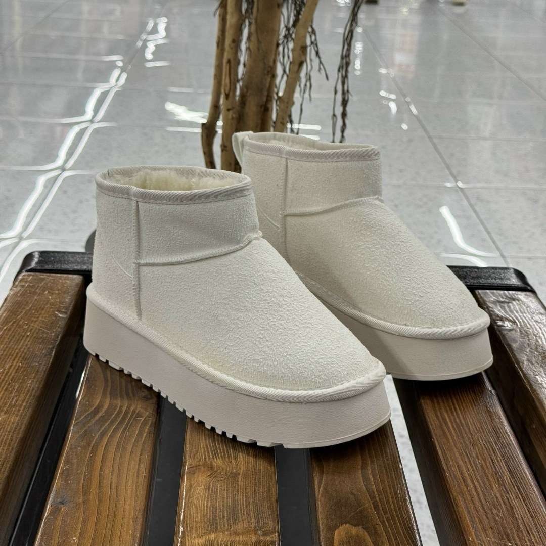угги ugg зимние с мехом короткие на платформе,угги женские,угги зимние короткие на платформе,,зимние угги на платформе