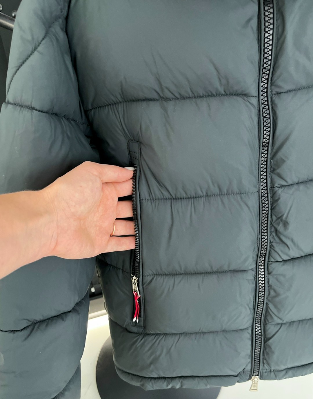 пуховик мужской moncler,пуховик moncler,мужской чёрный пуховик moncler vezere,куртка moncler мужская,куртка мужская зимняя moncler