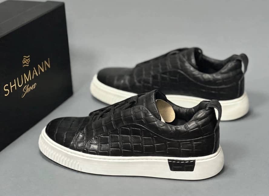,кроссовки из крокодиловой кожи мужские,мужские кроссовки louis vuitton из кожи крокодила,кроссовки из крокодиловой кожи,мужской обуви