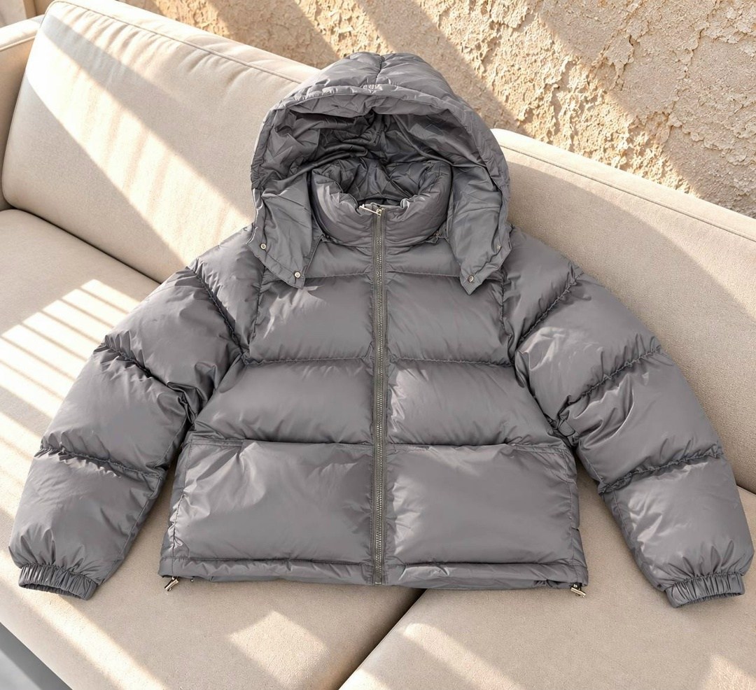 пуховик moncler,короткий пуховик,пуховик женский,пуховик,пуховик с капюшоном