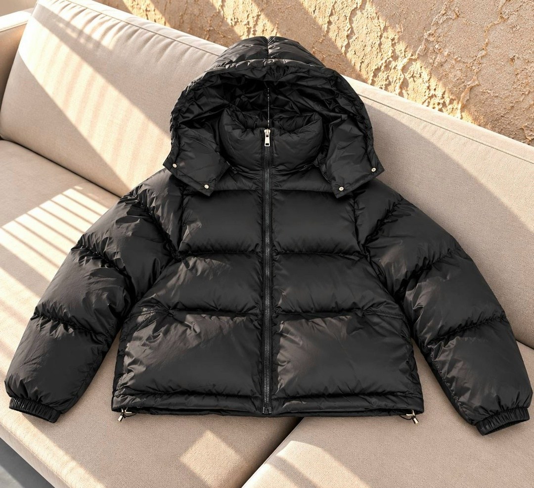 пуховик moncler,короткий пуховик,пуховик женский,пуховик,пуховик с капюшоном