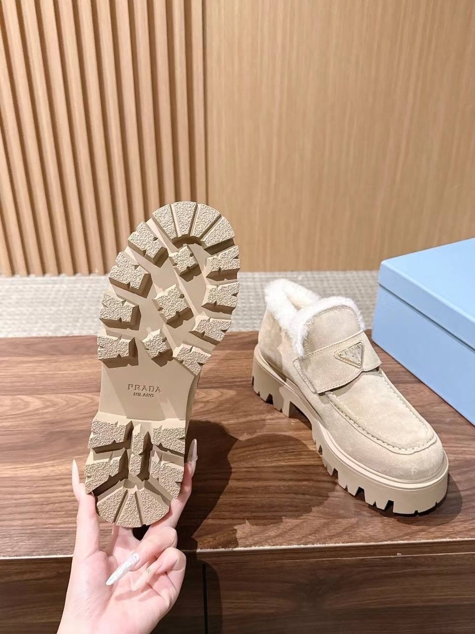 ,лоферы prada,женская ,меховая ,теплая