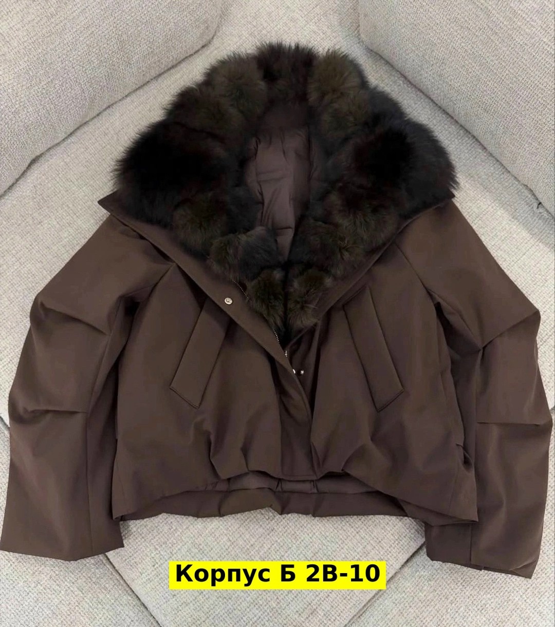 парка с натуральным мехом,парка женская с натуральным мехом,парка с мехом,парку с мехом,бежевая парка с мехом песца