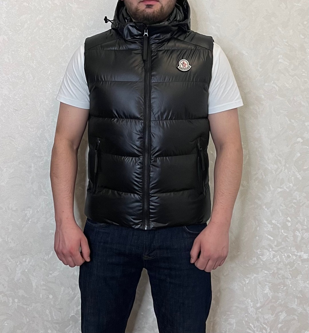 жилет moncler,монклер жилетка,жилетка moncler,мужские жилеты,жилетка монклер мужская