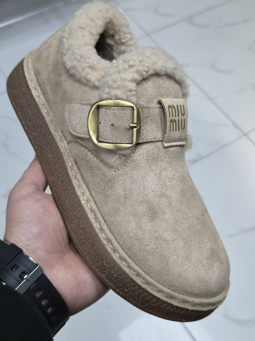 ,зимние женские кроссовки,кроссовки ugg,кроссовки ботинки зимние с мехом vm shops,женская зимняя