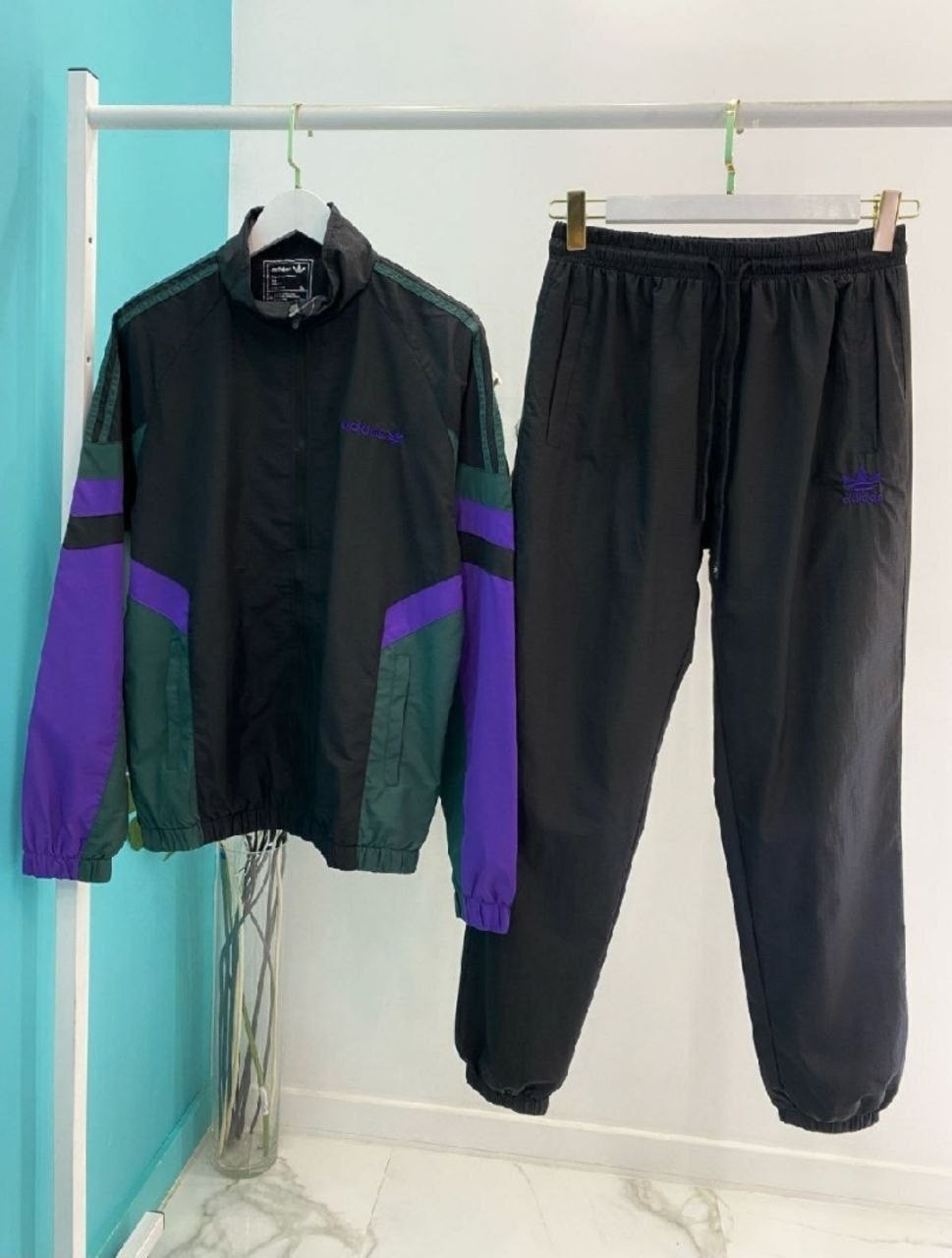 спортивный костюм adidas,спортивный костюм adidas 90х,спортивный костюм adidas мужской в стиле 90х,спортивный костюм adidas в стиле 90-х,спортивный костюм adidas в стиле 90-ых