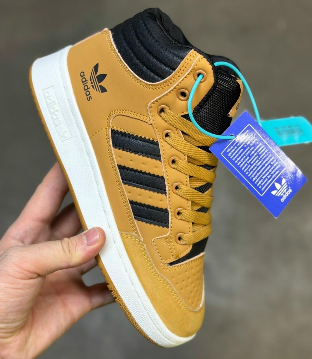 ,кроссовки adidas,зимние кроссовки adidas,кроссовки adidas hoops,adidas hoops 2.0 mid