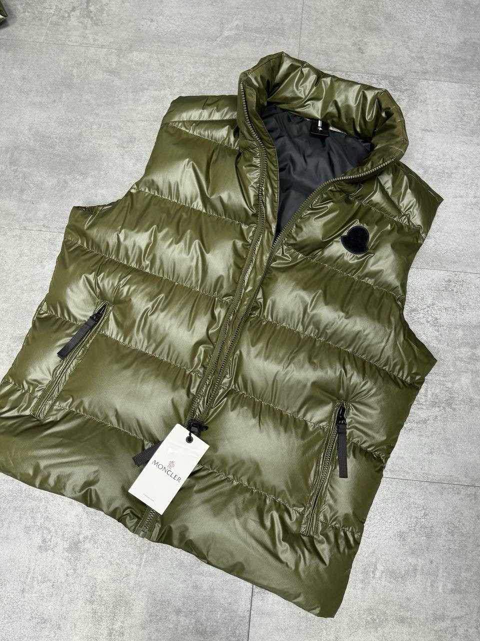 жилетка moncler,жилетка монклер,жилет moncler,жилетка мужская,жилетка монклер мужская