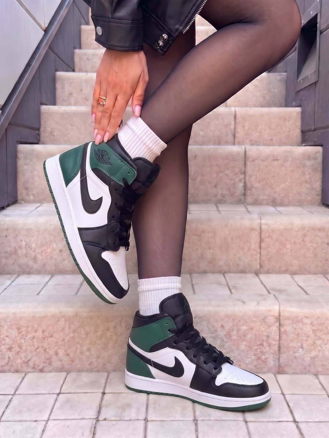 кроссовки nike air jordan 1 retro high og,кроссовки женские nike air jordan 1,кроссовки nike air jordan 1 retro,кроссовки nike air jordan 1,кроссовки nike air jordan 1 retro high