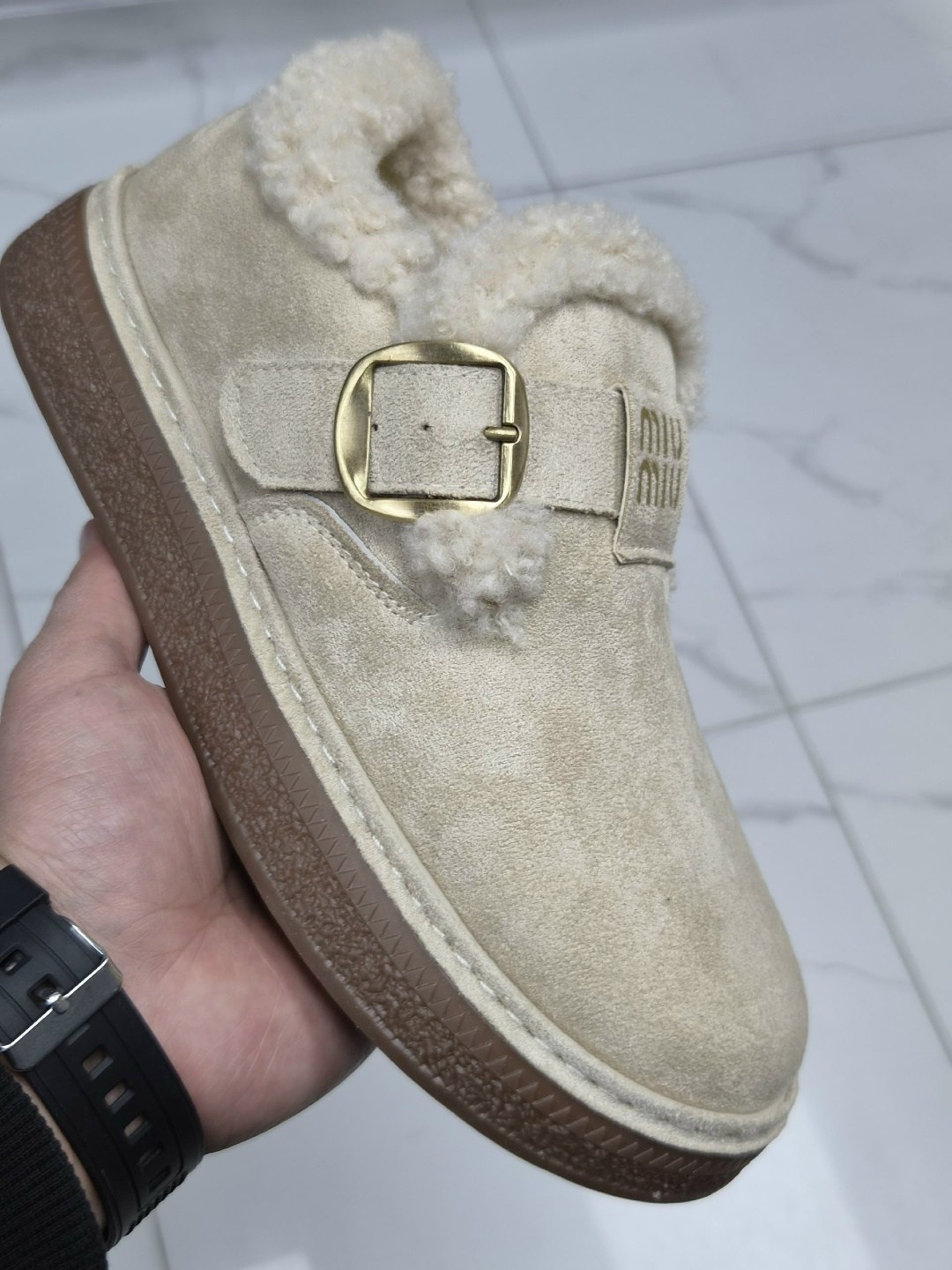 ,зимние женские кроссовки,кроссовки ugg,кроссовки ботинки зимние с мехом vm shops,женская зимняя