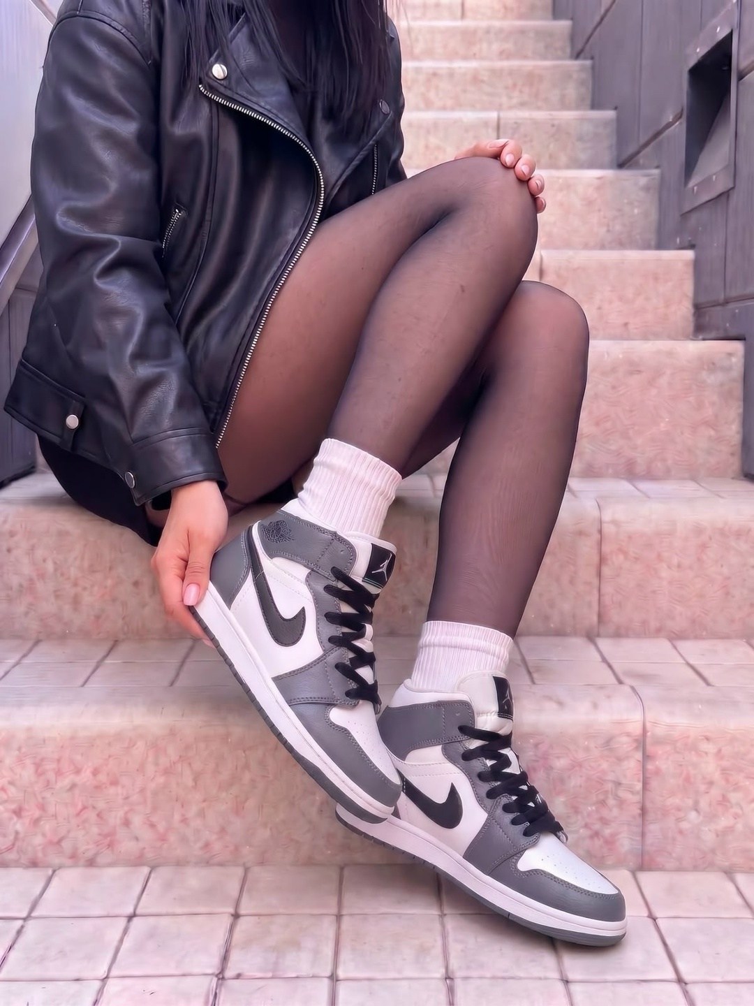кроссовки nike air jordan 1 retro high og,кроссовки женские nike air jordan 1,кроссовки nike air jordan 1 retro high,кроссовки nike air jordan 1 retro,кроссовки nike air jordan 1