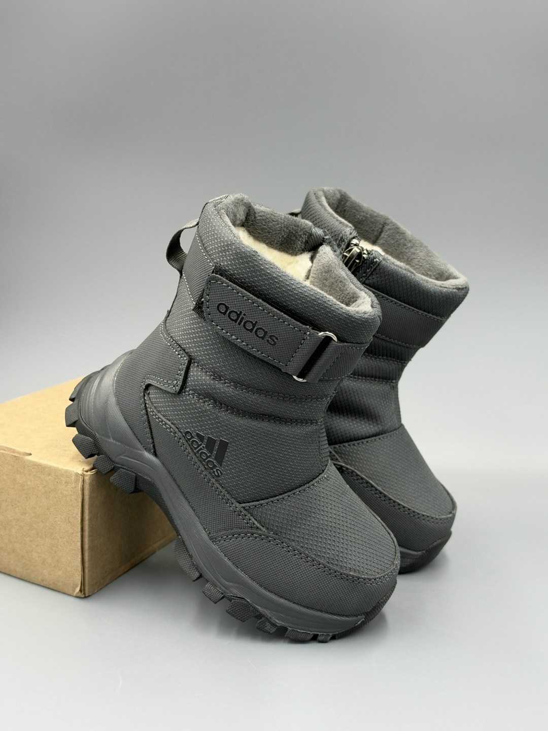дутики adidas,дутики зимние с мехом adidas,зимние сапоги дутики adidas,дутики с мехом внутри зимние adidas,adidas зимние