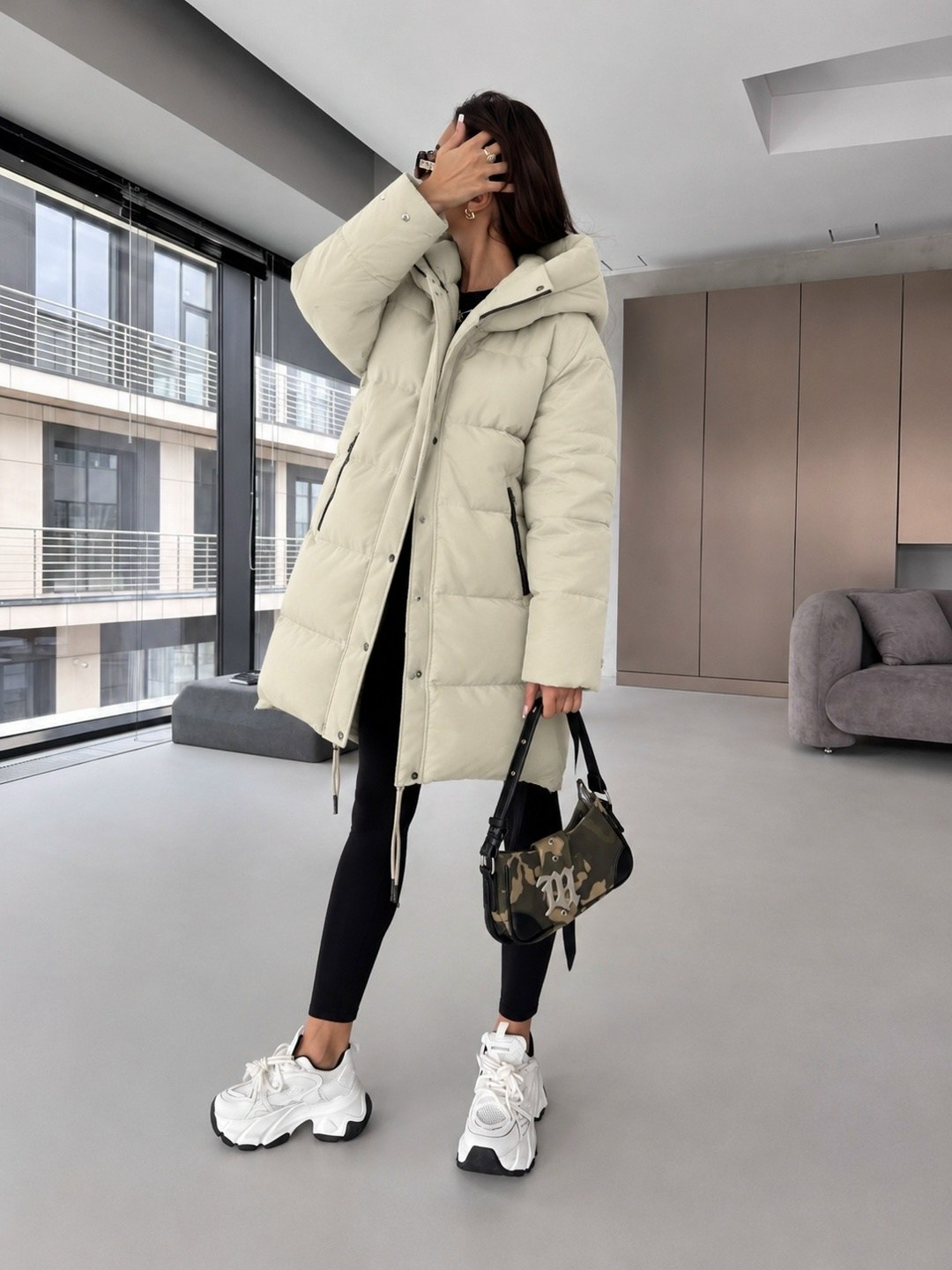 пуховик зимний длинный с капюшоном v-fashion 250892481,удлиненная куртка,женский пуховик зимний,пуховик бежевый,пуховик зимний длинный с капюшоном v-fashion