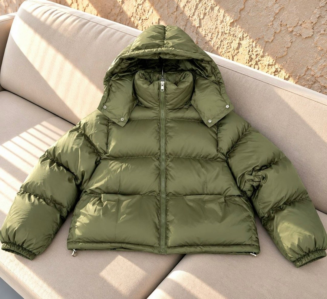 пуховик moncler,короткий пуховик,пуховик женский,пуховик,пуховик с капюшоном