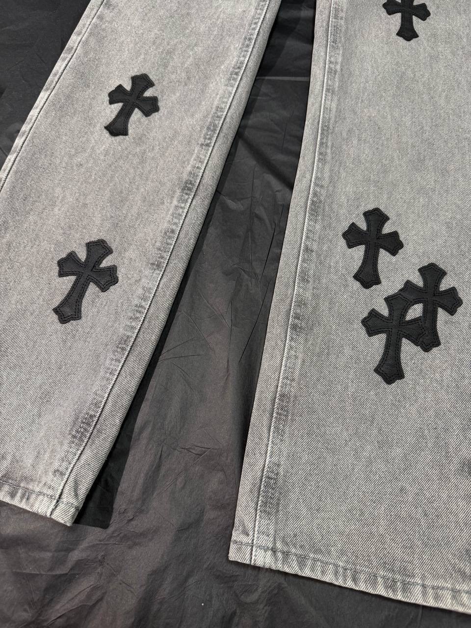 джинсы с крестами chrome hearts,джинсы chrome hearts,джинсы с крестами,chrome hearts jeans,cross patchwork black vintage levi’s denim jeans
