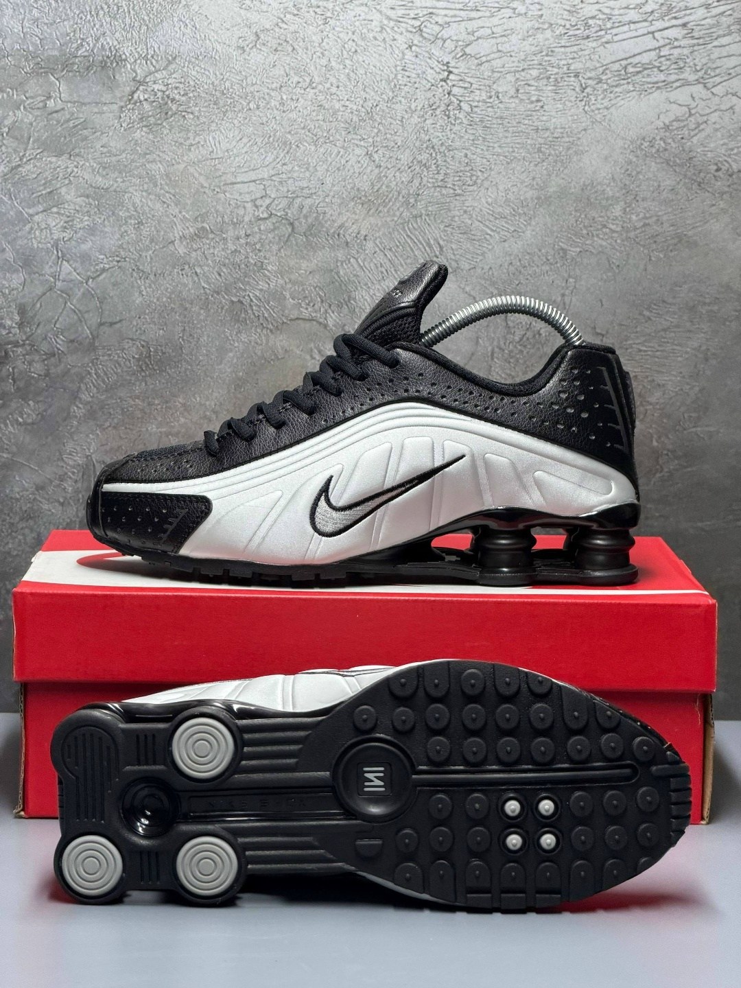 nike shox r 4,nike shox,nike shox tl,кроссовки,nike shox nz