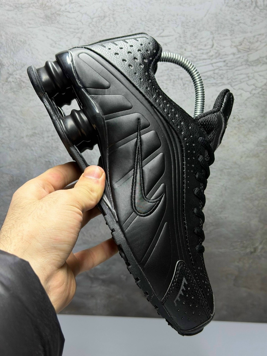 nike shox r4 triple black,кроссовки nike shox,мужские кроссовки nike,nike shox,nike shox r 4