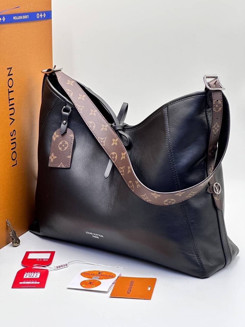 сумка женская louis vuitton,сумка louis vuitton,louis vuitton сумка на плечо,женская кожаная сумка louis vuitton carry all черная,louis vuitton сумка шоппер на плечо