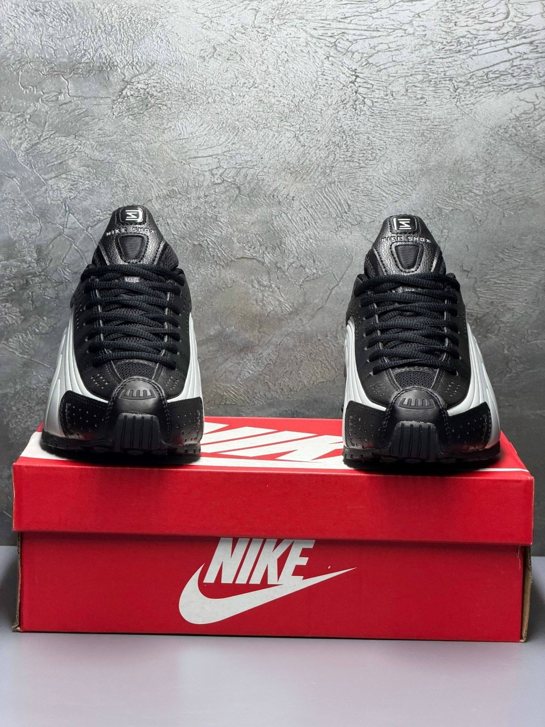 nike shox r 4,nike shox,nike shox tl,кроссовки,nike shox nz
